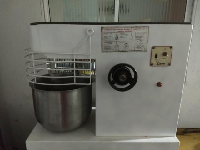 Vendo Batedeira Lieme 12 Quilos