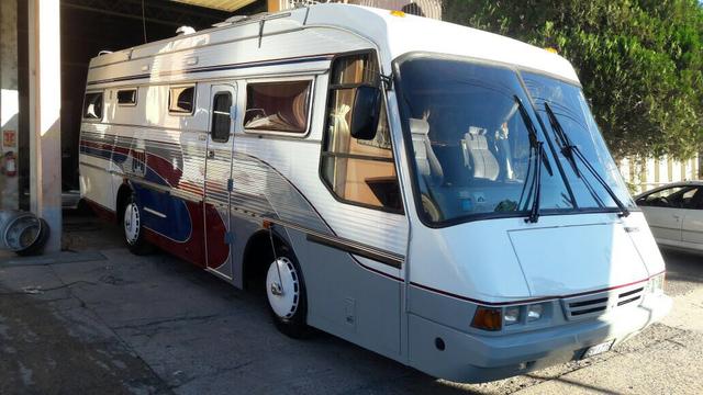 Motor Home turiscar Riviera 92