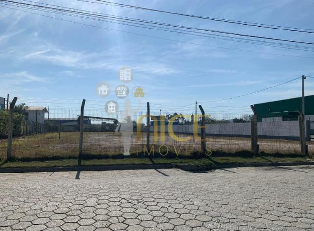 Amplo terreno à 300 metros da BR 101 - Foto 8