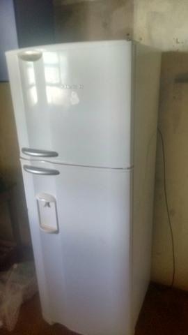 Vendo geladeira