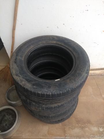 Pneus semi-novo - Foto 3