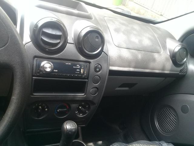 Carro de garagem muito novo tabela 17.270 valor para vende rapido 14.500 - Foto 3