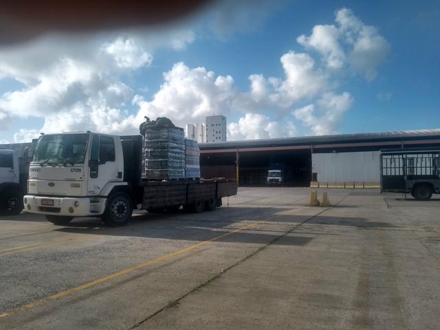 Ford cargo 1721, Motor Cummins, 2003, caixa grande 6 marchas, Diferencial Rockwell 240 - Foto 4