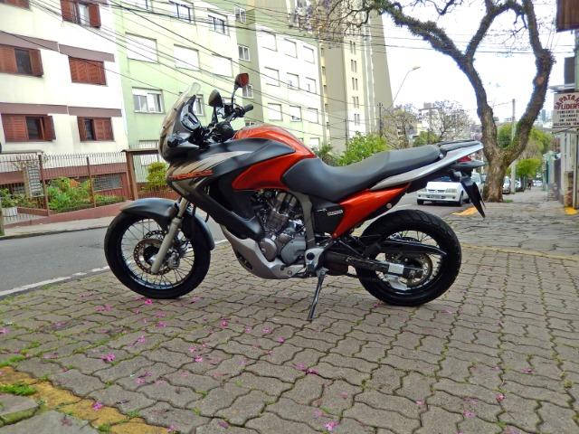Honda XL 700V Transalp 2013 Apenas 22 mil km - Foto 4