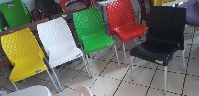 Cadeiras com um melhor acabamento em Promoção