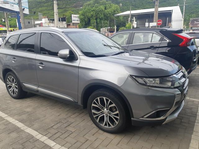 Outlander 2.0 Cvt At 2017 - 1 Ano de Garantia Mitsubishi Raion Barra (21) 3504-5000 - Foto 2