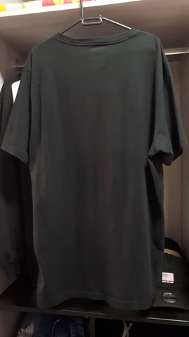 camiseta solid blackbird