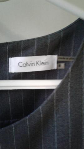 Vestido importado Calvin Klein NOVO - Foto 2