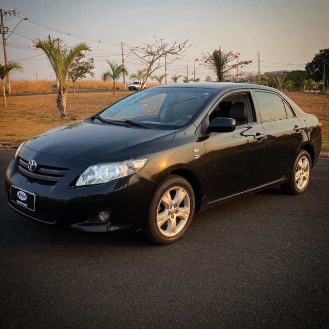 TOYOTA COROLLA GLI 1.8 AUTOMÁTICO