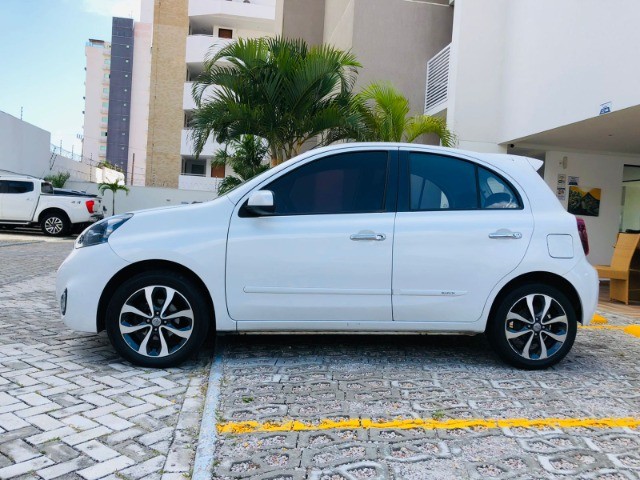NISSAN MARCH 1.6 SL TOP DE LINHA