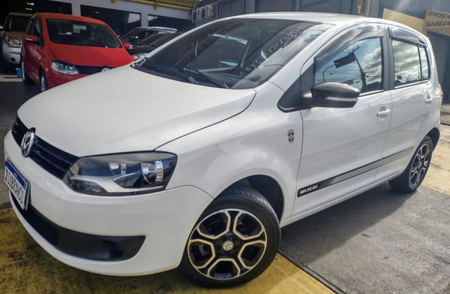VOLKSWAGEN FOX SELEÇÃO 1.0 TOTAL FLEX 8V 5P
