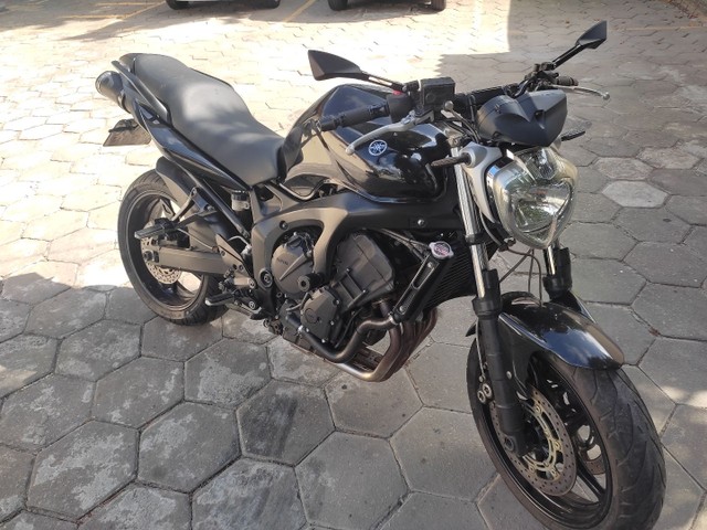 YAMAHA FZ6 FAZER 600