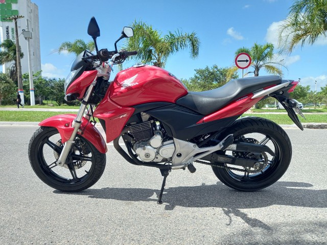 HONDA CB 300R 2013