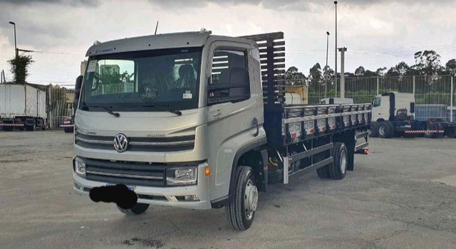 CAMINHÃO VW 11180 ANO 20/21