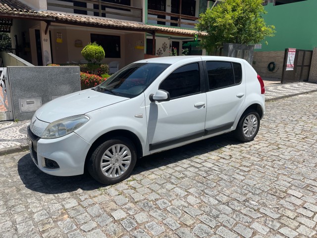 RENAULT SANDERO 1.6 TOP DE LINHA AUTOMÁTICO IPVA 21 PG CONSERVADO