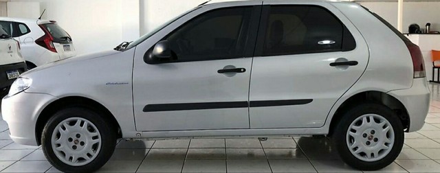 VENDO PALIO1.0 2015 COMPLETO