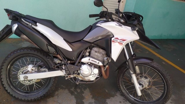 MOTO XRE 300