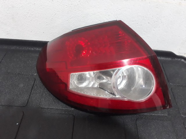 Lanterna traseira esquerda ford ka