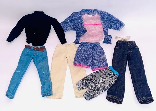 Lote De Roupas Original Barbie