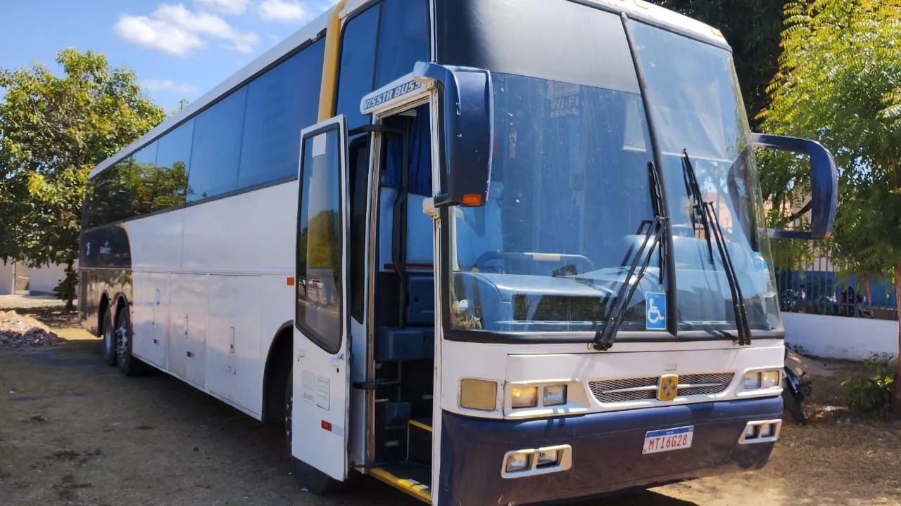 Vendo ônibus R$ 75.000 - Foto 2