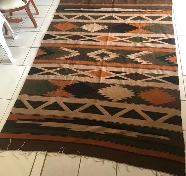 Tapete equatoriano vintage