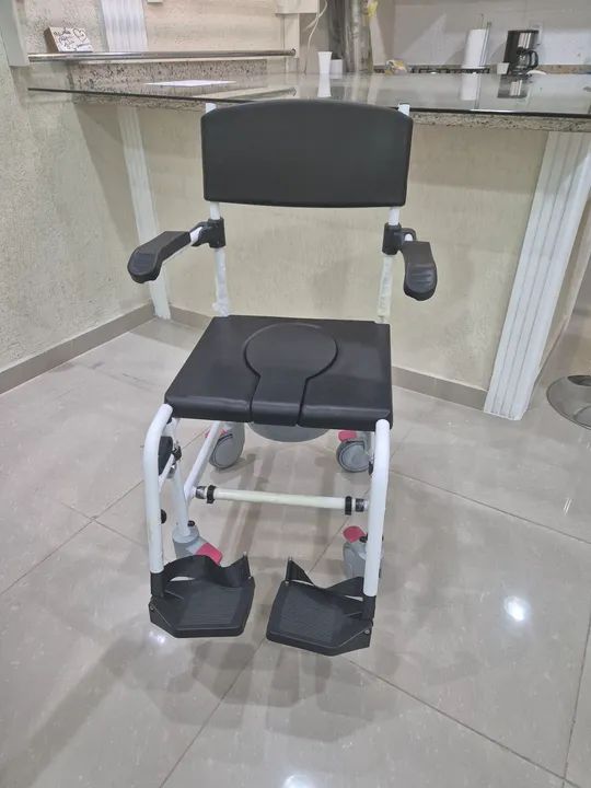 Cadeira de banho supersoft  mobil - Foto 4
