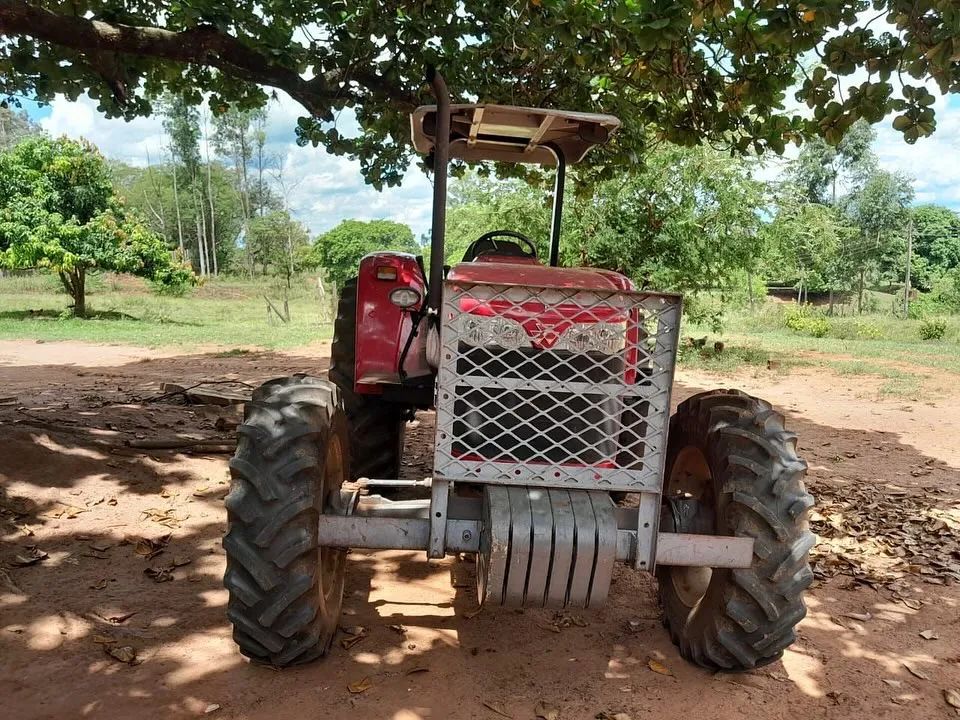 Trator Massey Ferguson 4275 - Foto 4