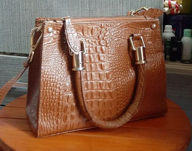 Bolsa de couro felicia média 