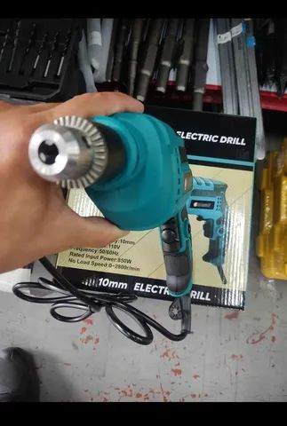 Furadeira  850w 110v Nova