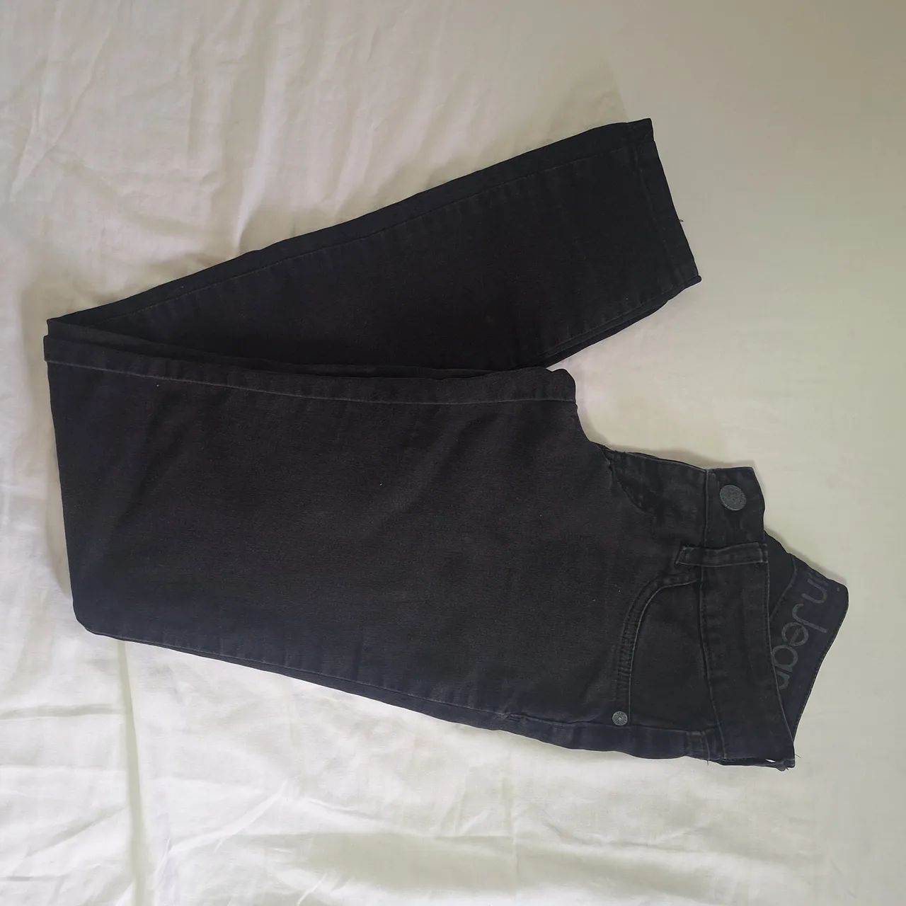 Calça Jeans Calvin Klein preta - Foto 2