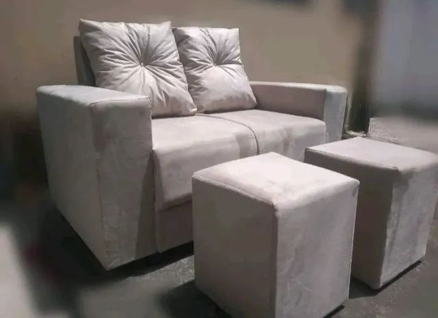 Sofá de 2 lugares com puffs - Foto 4