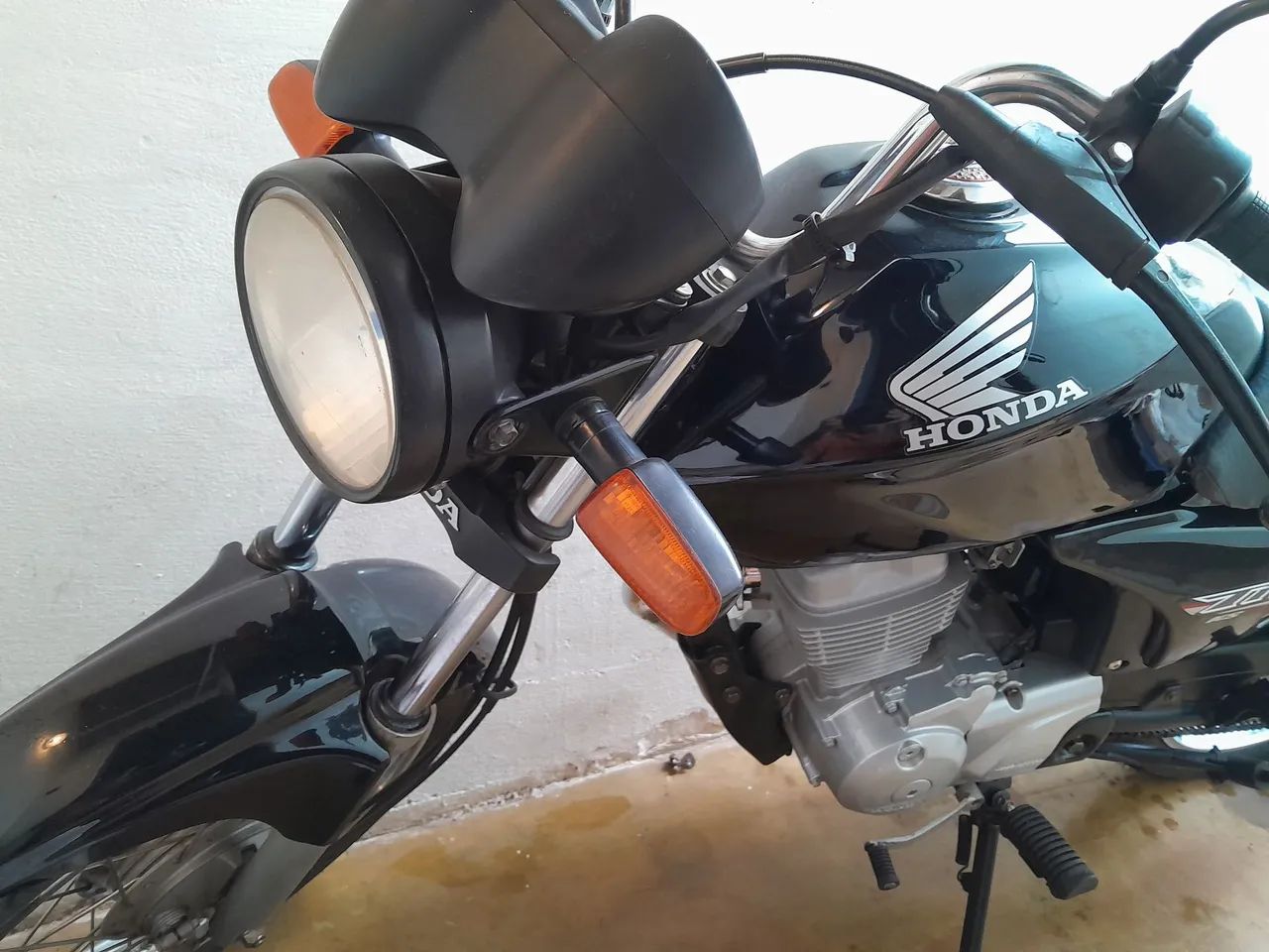 Vendo moto titan 150ks IPVA pago 2024,tudo 0k só transferir.  - Foto 6