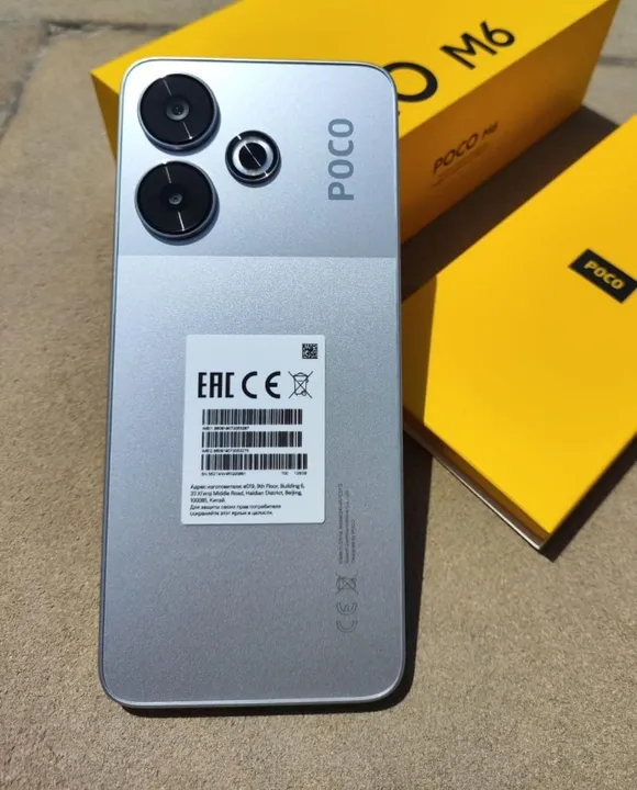 Xiaomi Poco M6 4g 8ram 256gb - Prata Global