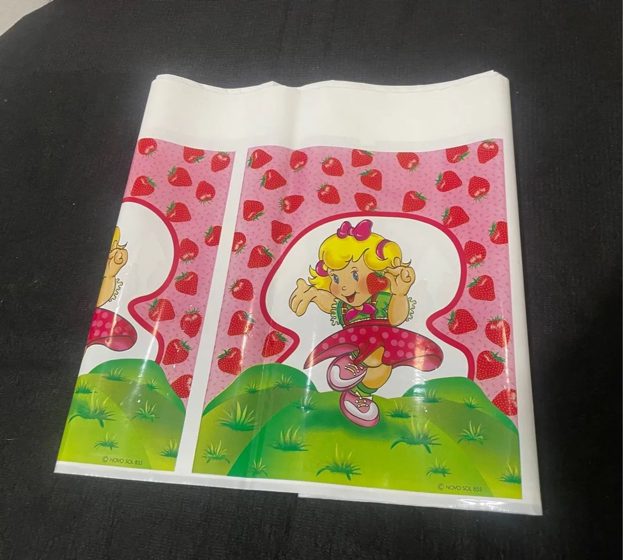 Lote de Toalhas Mesa de Plástico novas 1,00X2,50 cm - Foto 2