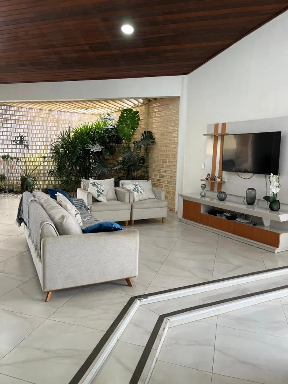 Ell- Casa para aluguel comercial em ótima localização!!
