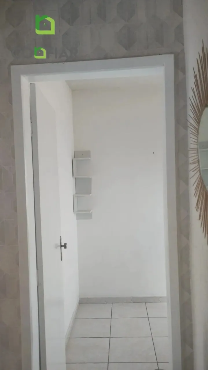 sala com 10 metros quadrados no Barrio Alípio de melo bh