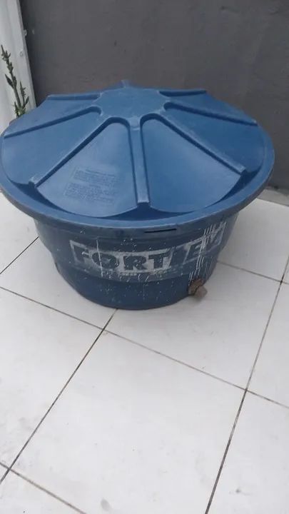 Caixa d'água 250 Litros