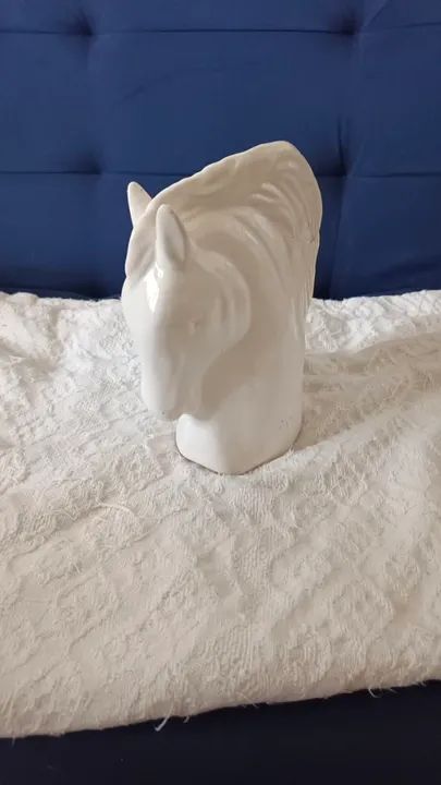 Escultura de Cavalo em Cerâmica - Foto 2