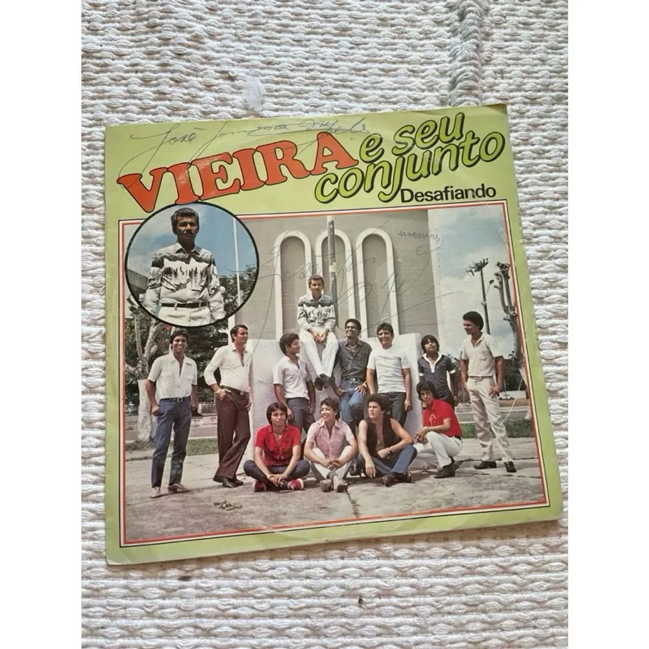 Disco de Vinil Vieira e seu Conjunto - Desafiando