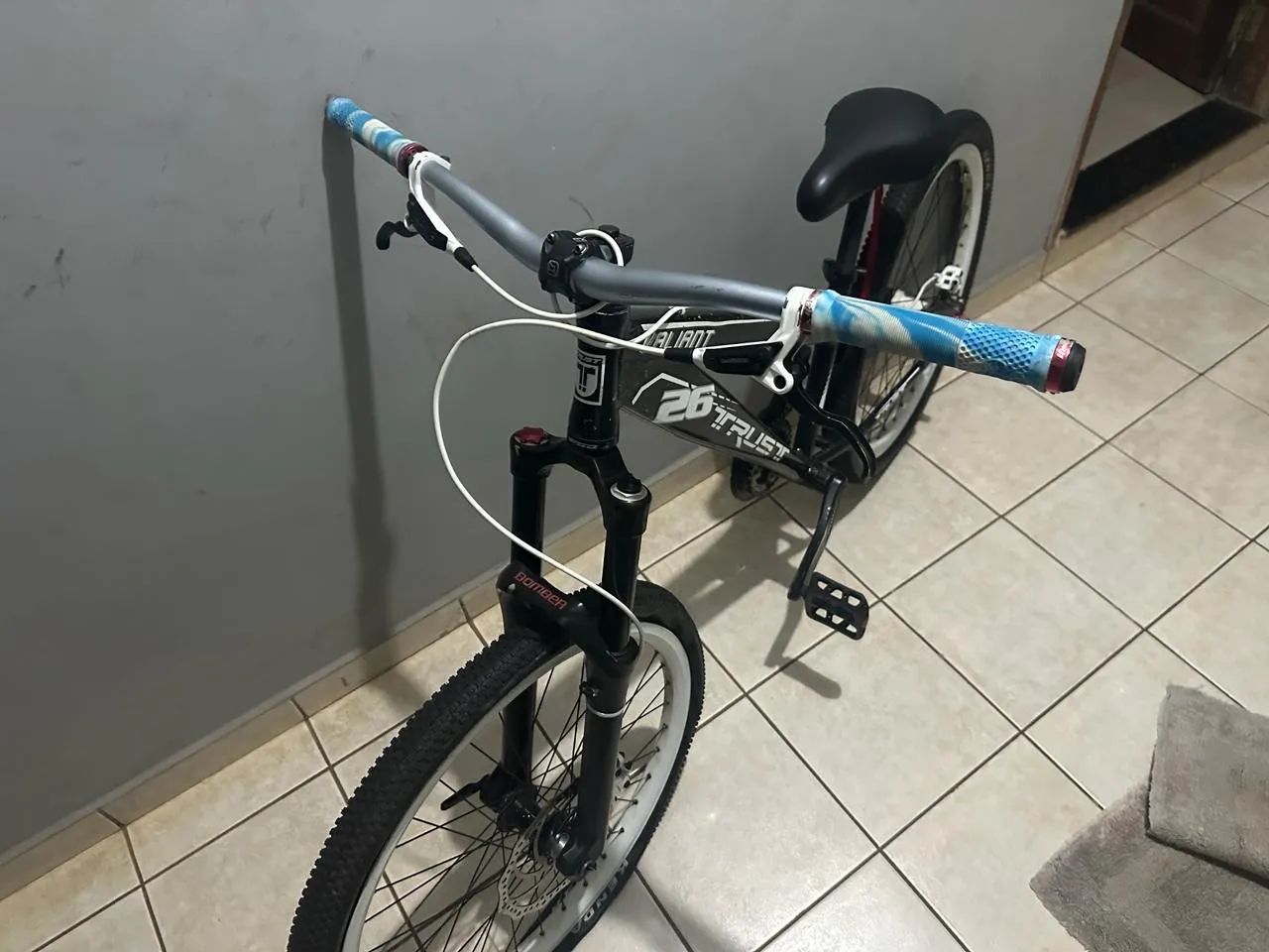 Bicicleta trust Valiant 26 - Foto 5