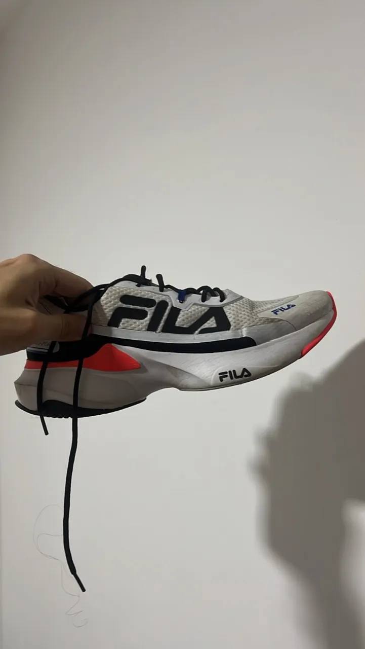 Tênis Fila Recovery - Branco, Preto e Vermelho