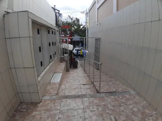 Alugo Salas Comerciais, 1º andar, Avenida Rio Branco, em Caruaru - Foto 3