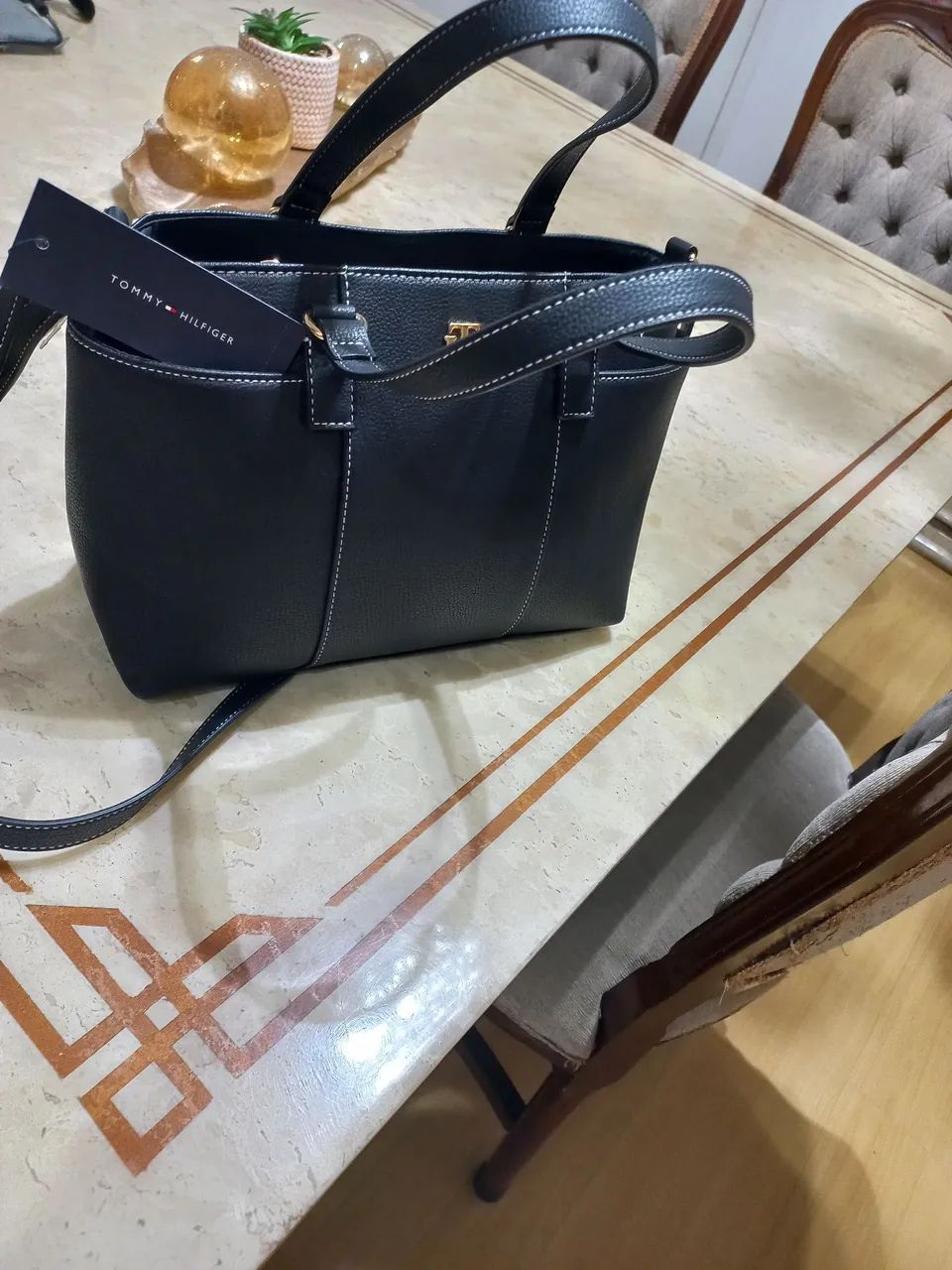 Bolsa preta, Tommy Hilfiger, nova - Foto 3