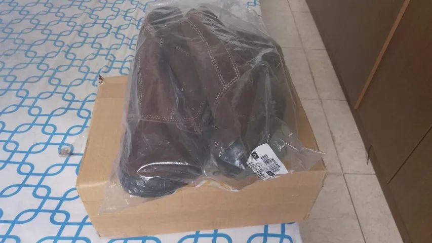 VENDO BOTINAS DE SEGURANÇA DE ALTÍSSIMA QUALIDADE - EPI - Foto 5