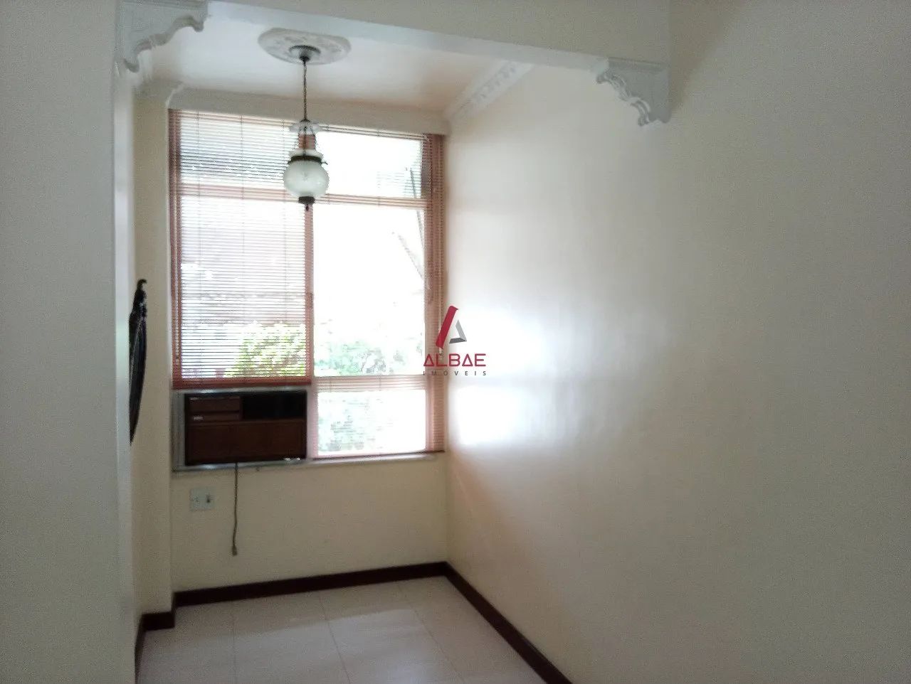 APARTAMENTO COM DOIS QUARTOS E VAGA DE GARAGEM - Foto 4
