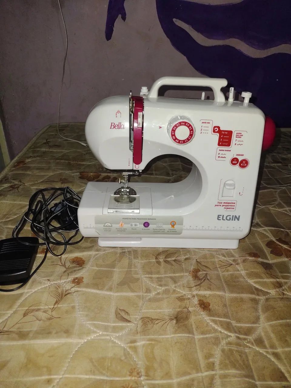 Uma linda máquina de costura nova portátil  - Foto 3