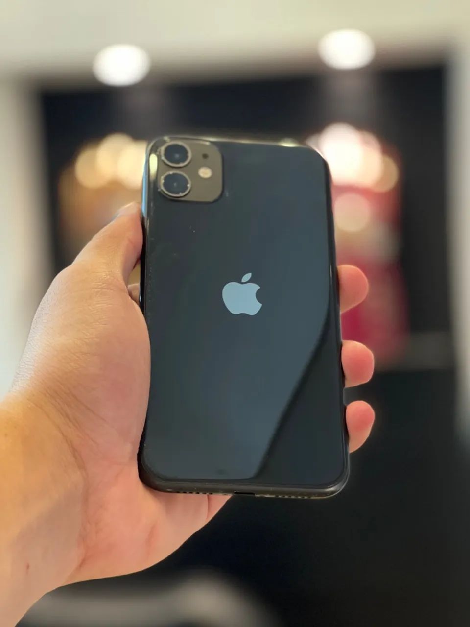 iPhone 11 com garantia, todo original  - Foto 2