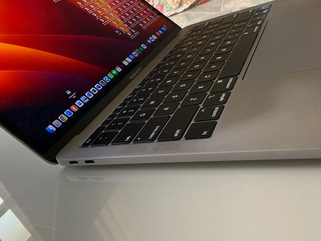 MacBook Pro 2016 A1708 - i5 e SSD 250GB - Notebooks - Sagrada