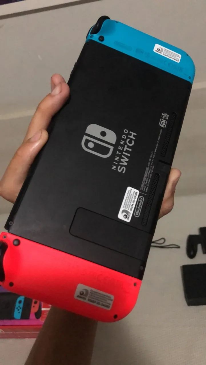 Nintendo Switch semi-novo - Foto 4