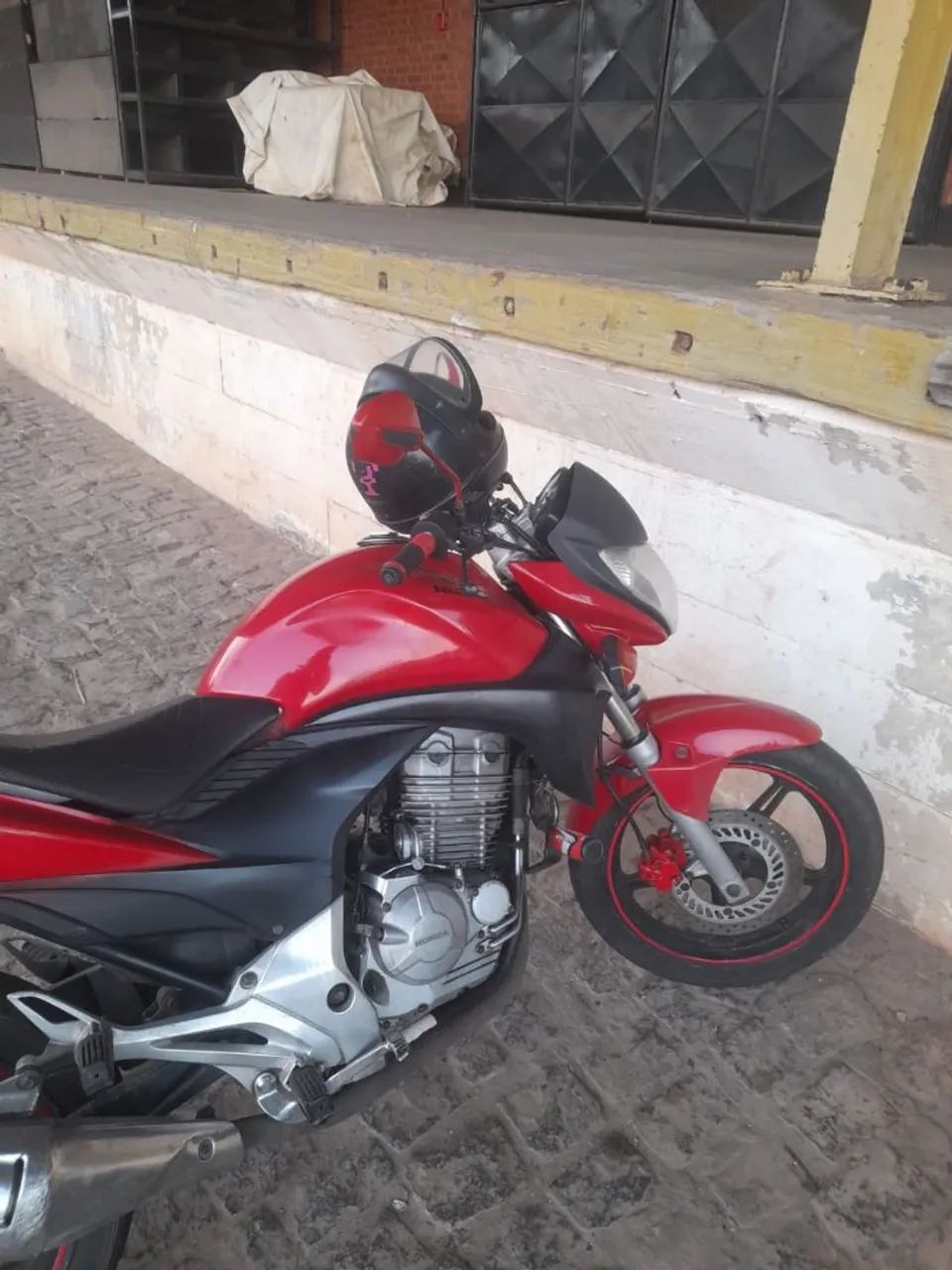 Cb300
